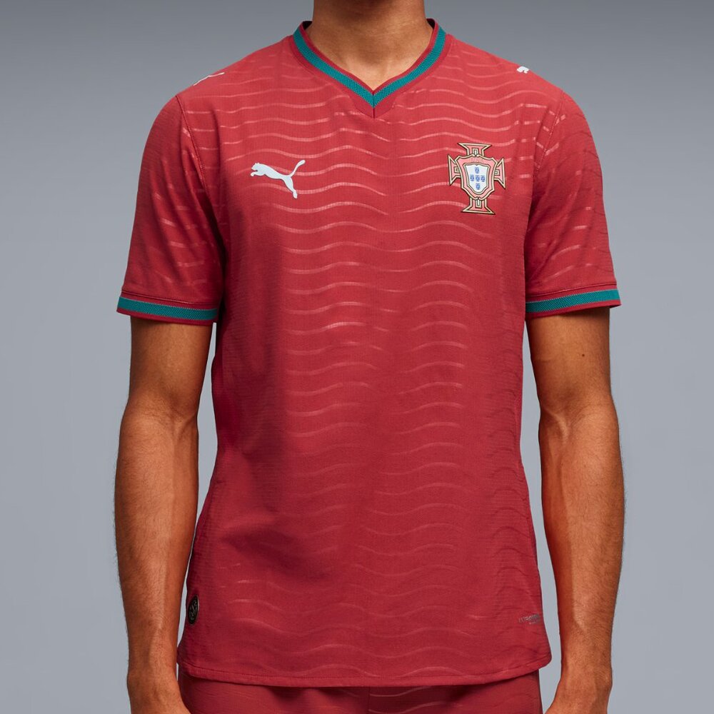 Puma Men's Red Portugal National Team 2026 Home On Field  Jersey Size L NWT